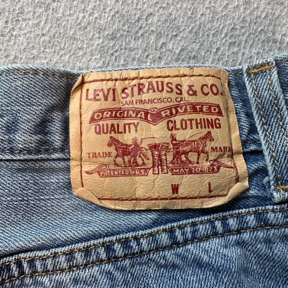 Vintage Levi's 505 Shorts Men 36‎ Blue Regular Fit Cut Off Raw Hem Denim Jorts